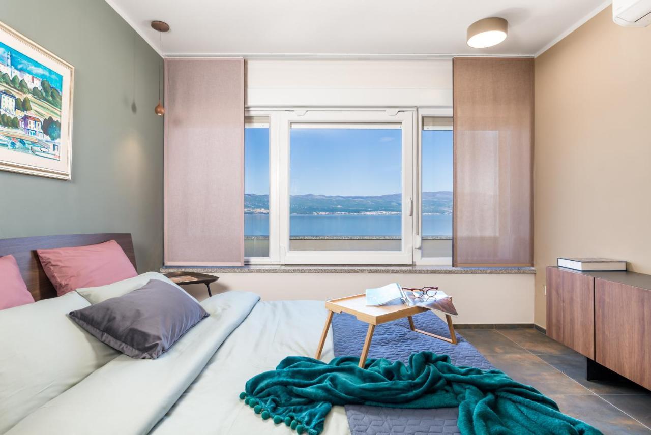 Apartmani Heni Vrbnik Exterior photo
